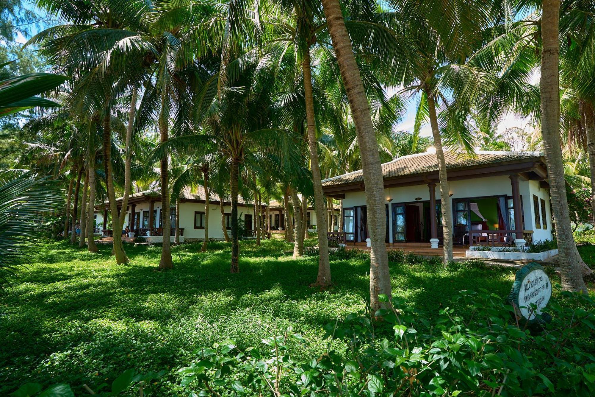 Lang Co Beach Resort Exterior photo